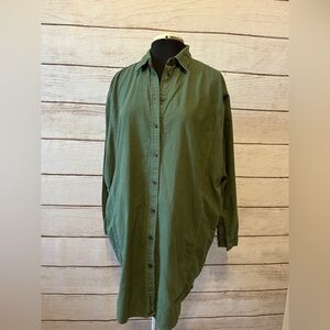 Olive Green Universal Threads Dress
Size Medium,Business Casual, Office Wear